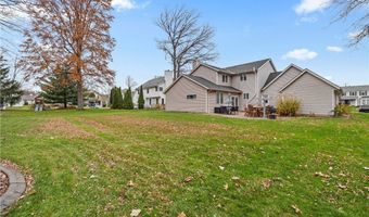 886 W Martin Ave, Amherst, OH 44001