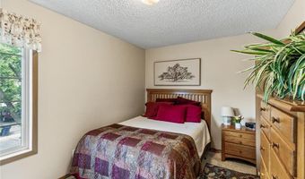 15548 Float Ln 104, Apple Valley, MN 55124