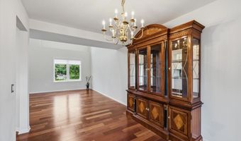 2243 Sun Valley Dr, Ann Arbor, MI 48108
