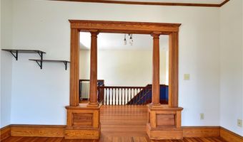 1 Arnold Ave, Newport, RI 02840