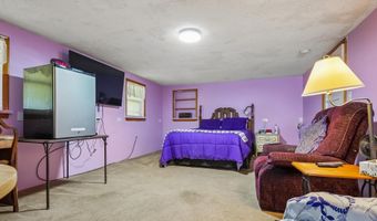 29 TRINITY Pl, Barrington, NJ 08007