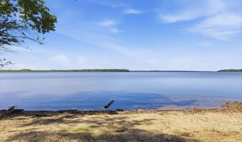 432 2nd St, Big Sandy, TN 38221
