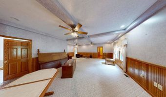 136 Lock Ln, Alum Creek, WV 25003