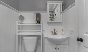 213 Corey Ln 213, Middletown, RI 02842