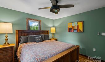 200 Aurora Dr, Asheville, NC 28805