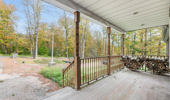 91 Decker Rd, Ancram, NY 12502