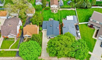 639 N Kaspar Ave, Arlington Heights, IL 60004