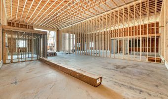 121 Isinglass Cir, Barrington, NH 03825