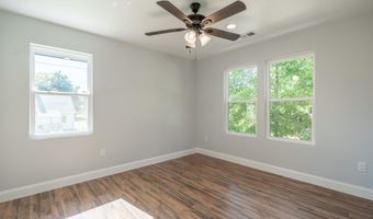 5 McGee St, Belton, SC 29627