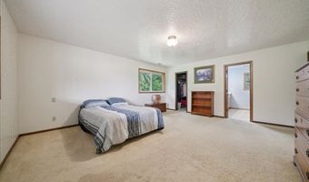 12834 EHLEN Rd, Aurora, OR 97002