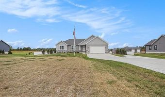 8309 Almont Rd, Almont, MI 48003