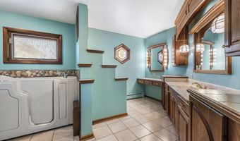 1303 SW 3RD Ave, Aledo, IL 61231