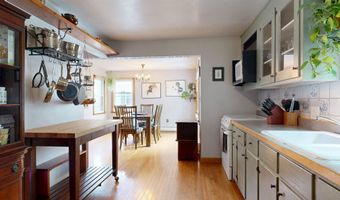 2069 North Ave, Burlington, VT 05408