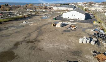 300 Coddington Hwy 102, Middletown, RI 02842