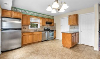153 Webb Rd, Absecon, NJ 08201