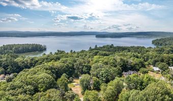 1391 Turner St, Auburn, ME 04210
