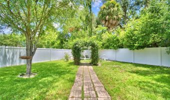 166 WINONA Cir, Auburndale, FL 33823