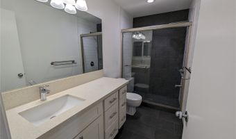 572 Mananai Pl 20A, Honolulu, HI 96818