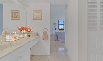 20301 W Country Club Dr 1421, Aventura, FL 33180