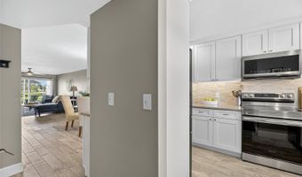 1028 APOLLO BEACH Blvd 114, Apollo Beach, FL 33572