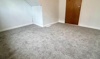 526 Hannah Ave, Alma, MI 48801