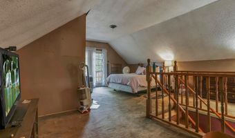 9806 Salem Rd, Athens, OH 45701