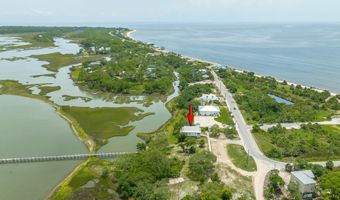 127 Harbor Cir, Alligator Point, FL 32346