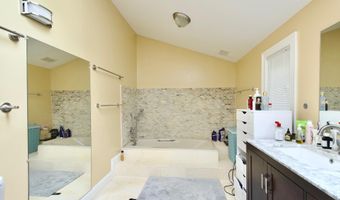 8312 UPPER SPRING Ln, Annandale, VA 22003