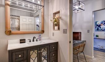 355 KALANIANAOLE St 330, Hilo, HI 96720