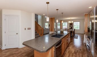 2819 Bristol Dr, Ames, IA 50010
