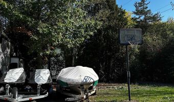 78 Way Lane Ext, Bridport, VT 05734