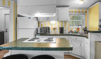605 Country Club Rd, Andrews, SC 29510