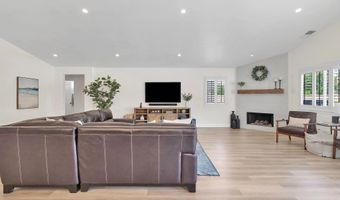 15305 Lookout Rd, Apple Valley, CA 92307