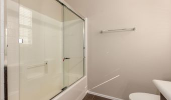 4104 E BELLERIVE Dr, Chandler, AZ 85249