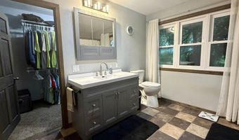 13498 Westbrook St, Ackley, IA 50601