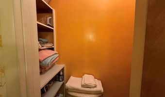 8075 Loop Rd, Alexandria, PA 16611