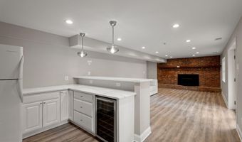 3436 HOLLY Rd, Annandale, VA 22003