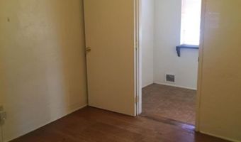 825 Palomas Dr SE, Albuquerque, NM 87108