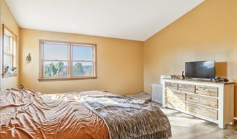 3614 Creek Rd, Albany, VT 05820