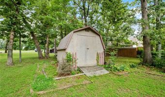 4 Huskins Cir, Bella Vista, AR 72715