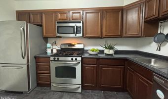 1300 ARMY NAVY Dr 816, Arlington, VA 22202