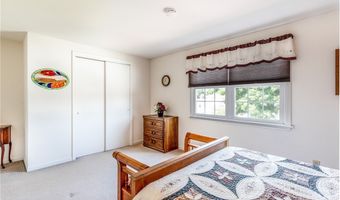 53 Brookpark Dr, Amherst, NY 14228