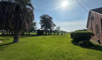 901 4th St, Adel, GA 31620