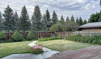 66 Sunset Ave, Buffalo, WY 82834