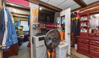 41 Chestnut St, Amsterdam, NY 12010