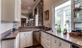 14900 Winnwood Rd, Addison, TX 75254