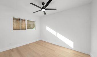 7118 Stanford Ave, La Mesa, CA 91942