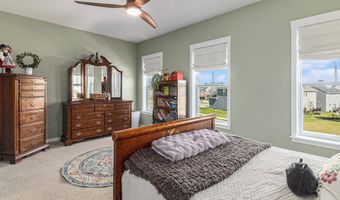 6217 S Trailwoods Dr, Ann Arbor, MI 48103