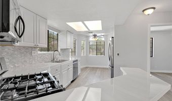 19227 Willow Dr, Apple Valley, CA 92308