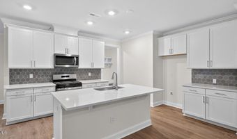 5036 Dezola St, Apex, NC 27539